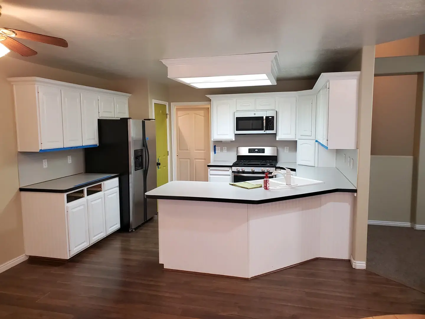 Kitchen before remodel, 3 Day Kitchen & Bath